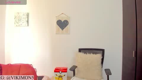 Snapshot of viki_mom chatting on 09.16.25 Viki Mom  online show from 09.16.25