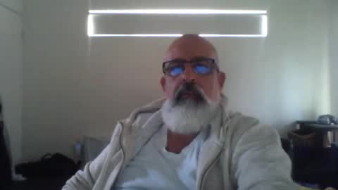Snapshot of viking666aaa chatting on 11.12.25 Viking666 here to play not to pay ladies online show from 11.12.25
