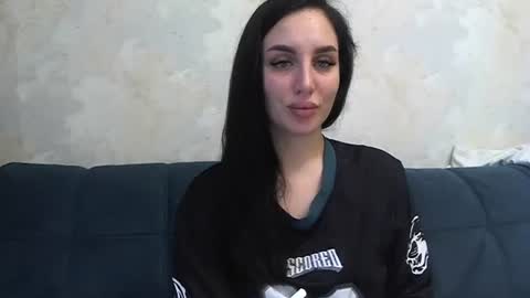 Snapshot of vikipop chatting on 01.09.25 vikipop online show from 01.09.25