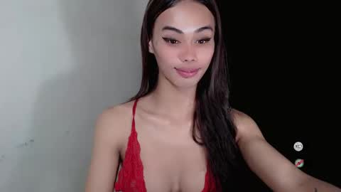 Snapshot of vikkylustfull chatting on 12.12.24 vikkylustfull online show from 12.12.24