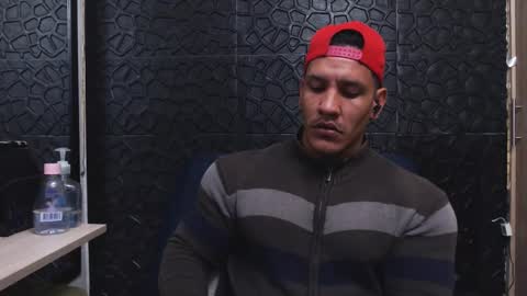 Viktor Herrera online show from 10.13.25