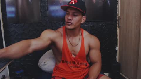 Viktor Herrera online show from 05.06.26