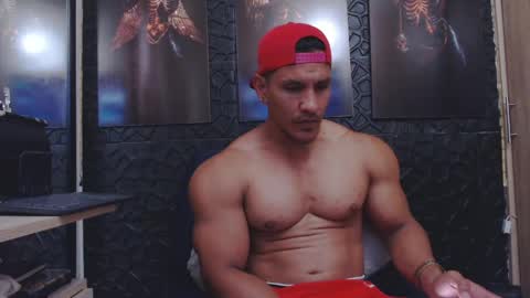 Viktor Herrera online show from 05.07.26