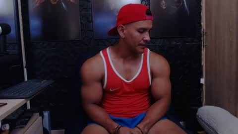 Snapshot of viktorherrera chatting on 06.17.26 Viktor Herrera online show from 06.17.26
