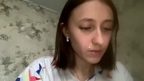 Snapshot of viktoria9898 chatting on 11.11.25 Sweett online show from 11.11.25