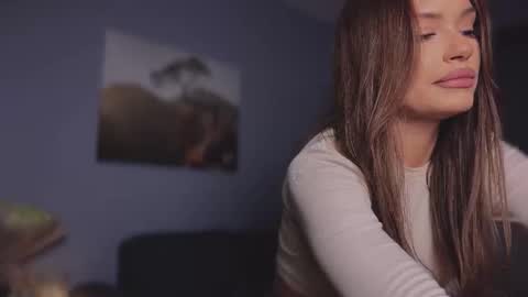 Snapshot of viktoria_www chatting on 12.05.25 Viktoria www online show from 12.05.25