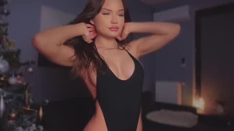 Snapshot of viktoria_www chatting on 12.19.25 Viktoria www online show from 12.19.25