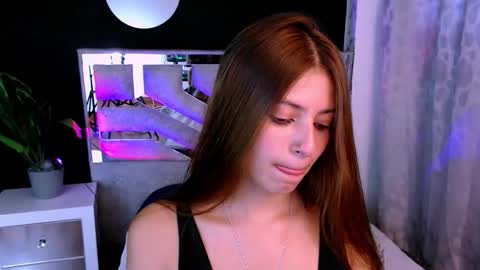 Snapshot of viky_evanss chatting on 04.16.26 viky_evanss online show from 04.16.26
