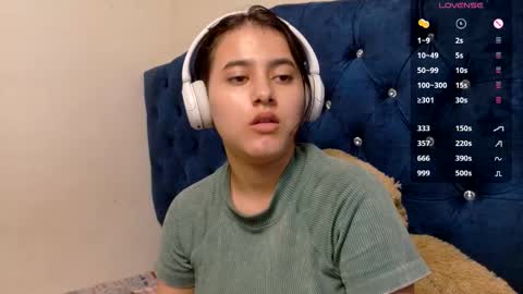 Snapshot of vikysexy28 chatting on 02.12.26 vikysexy28 online show from 02.12.26