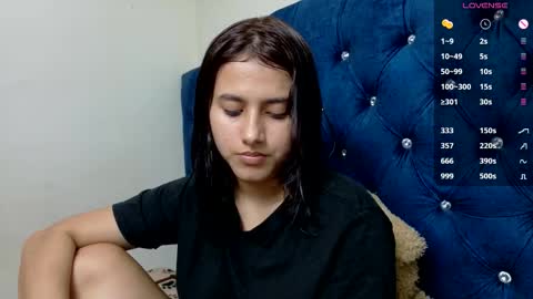 Snapshot of vikysexy28 chatting on 03.10.26 vikysexy28 online show from 03.10.26