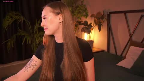 Snapshot of vimilka chatting on 05.22.26 Vi online show from 05.22.26