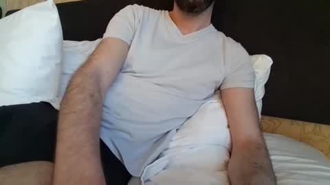 Snapshot of vince_du_80 chatting on 03.01.25 Vince online show from 03.01.25