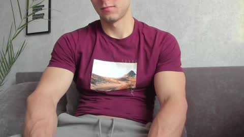 Vincent.  uncut 18cm online show from 01.01.25