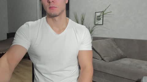 Vincent.  uncut 18cm online show from 01.03.25