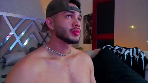 Snapshot of vincentblack_ chatting on 06.19.26 Vincent online show from 06.19.26