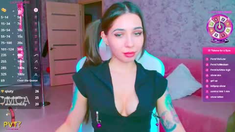 Vinkiepinkie online show from 04.29.26