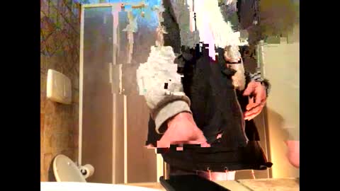 Snapshot of vinmin90 chatting on 12.31.24 Zenith online show from 12.31.24