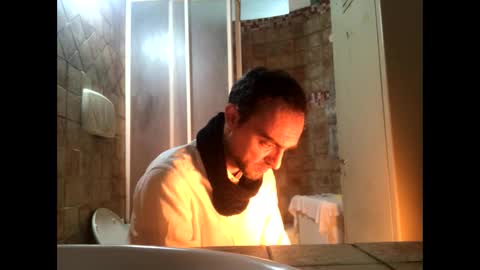 Snapshot of vinmin90 chatting on 01.27.25 Zenith online show from 01.27.25