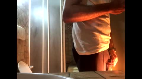 Snapshot of vinmin90 chatting on 02.06.25 Zenith online show from 02.06.25