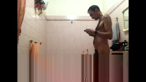 Snapshot of vinmin90 chatting on 02.12.25 Zenith online show from 02.12.25