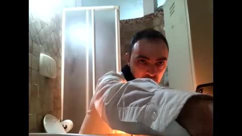 Snapshot of vinmin90 chatting on 02.16.25 Zenith online show from 02.16.25