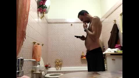 Snapshot of vinmin90 chatting on 03.04.25 Zenith online show from 03.04.25