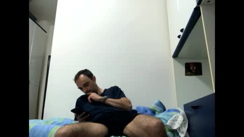 Snapshot of vinmin90 chatting on 09.17.25 Zenith online show from 09.17.25