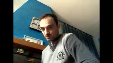 Snapshot of vinmin90 chatting on 10.16.25 Zenith online show from 10.16.25