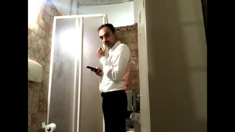 Snapshot of vinmin90 chatting on 11.02.25 Zenith online show from 11.02.25