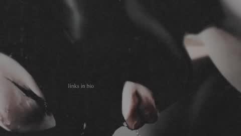 Diva Silvia online show from 02.01.25