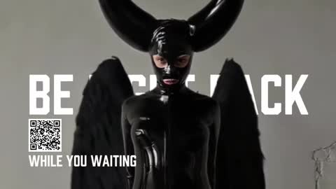 Diva Silvia online show from 10.24.25