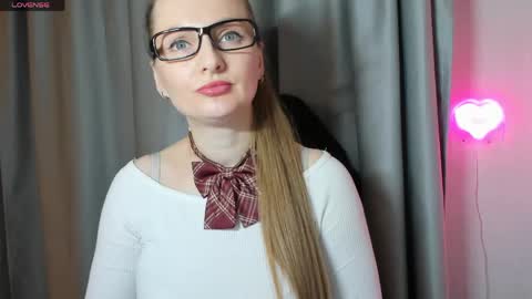 Funny  girl online show from 04.30.26
