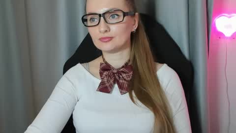 Funny  girl online show from 04.30.26