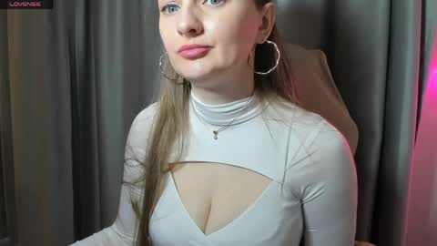 Funny  girl online show from 05.05.26