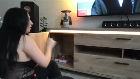 Vio online show from 11.24.25