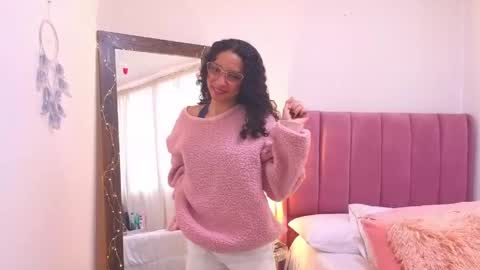 violet__15 online show from 05.02.26
