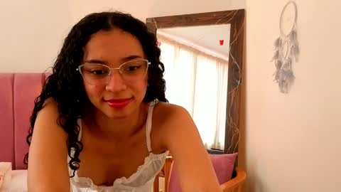 violet__15 online show from 05.04.26