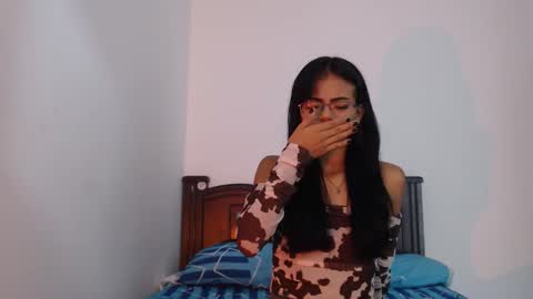 Snapshot of violet_ak2 chatting on 02.16.26 Violet online show from 02.16.26