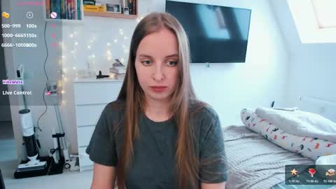 Violet online show from 04.30.26