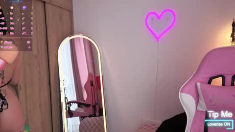 violet online show from 09.09.25