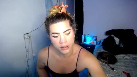 Snapshot of violet_hyuga chatting on 11.29.25 violet_hyuga online show from 11.29.25