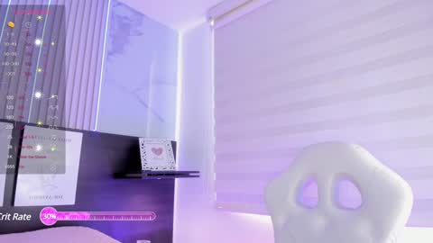 Snapshot of violet_spencer chatting on 01.10.25 Violeta online show from 01.10.25