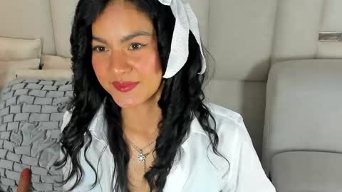 Violet online show from 05.16.26