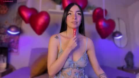 Snapshot of violeta_dh chatting on 02.17.26 Violeta online show from 02.17.26