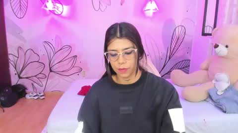 Violeta online show from 10.18.25