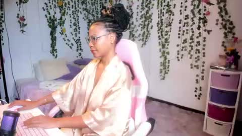Snapshot of violeta_miler_ chatting on 07.31.26 Violeta online show from 07.31.26