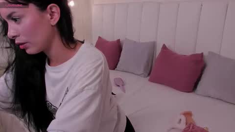 Snapshot of violeta_rodriguez_ chatting on 03.15.26 Violeta Rodriguez online show from 03.15.26