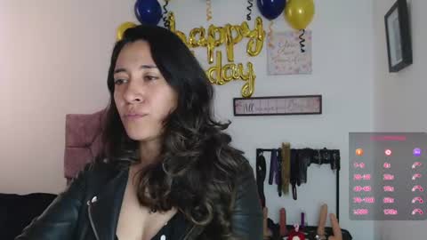 Snapshot of violeta_scott_ chatting on 06.30.26 violeta_scott_ online show from 06.30.26