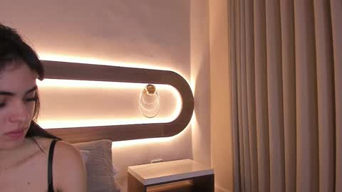 Snapshot of violeta_sum chatting on 02.11.26 Violeta Sum online show from 02.11.26