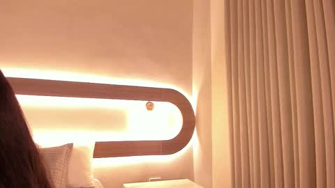 Snapshot of violeta_sum chatting on 03.11.26 Violeta Sum online show from 03.11.26